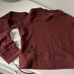 Paragon fitwear cropped long sleeve size small